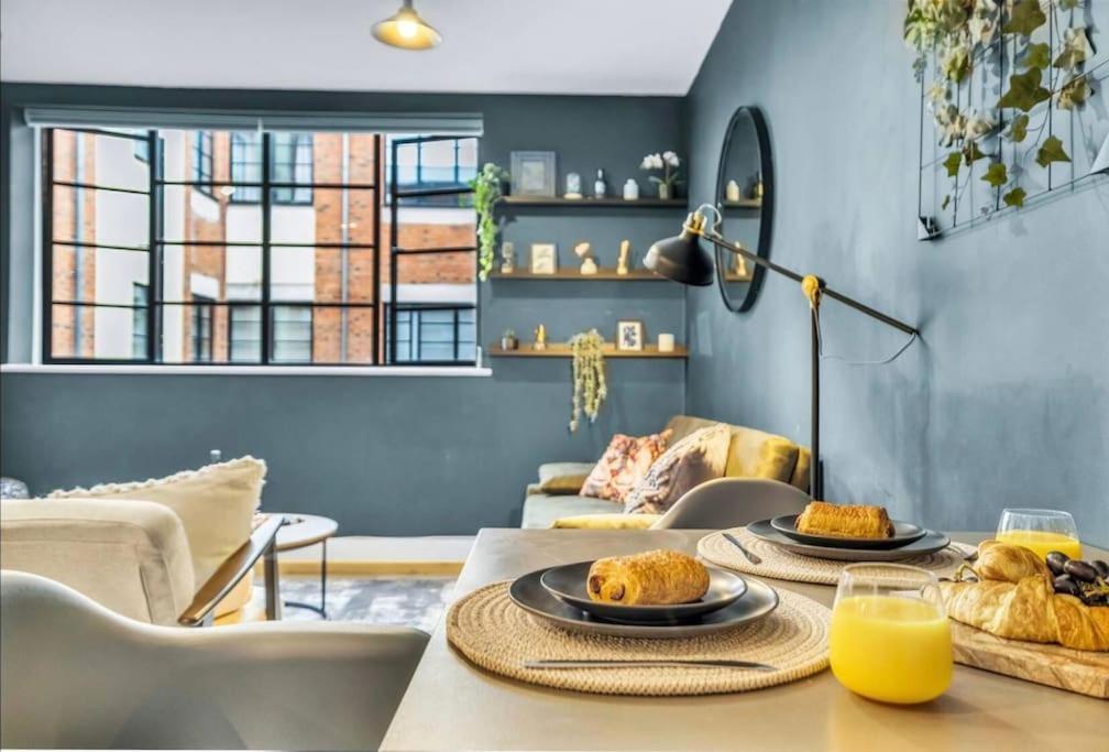 Giant Savings On Long Stays B1 Living, Enquire Now Birmingham Eksteriør bilde